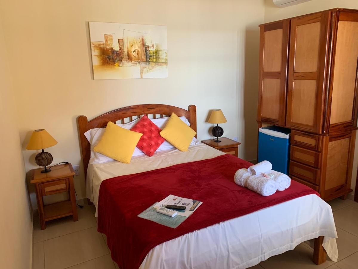 Black Point Beach Club ماريكا المظهر الخارجي الصورة