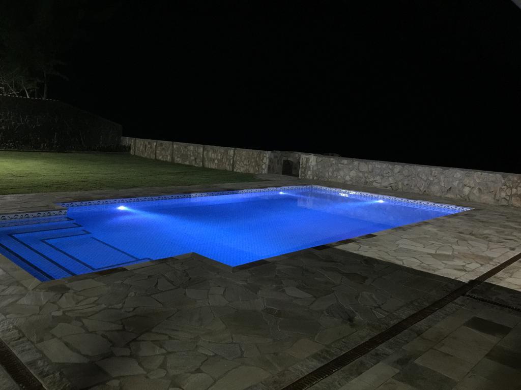 Black Point Beach Club ماريكا المظهر الخارجي الصورة